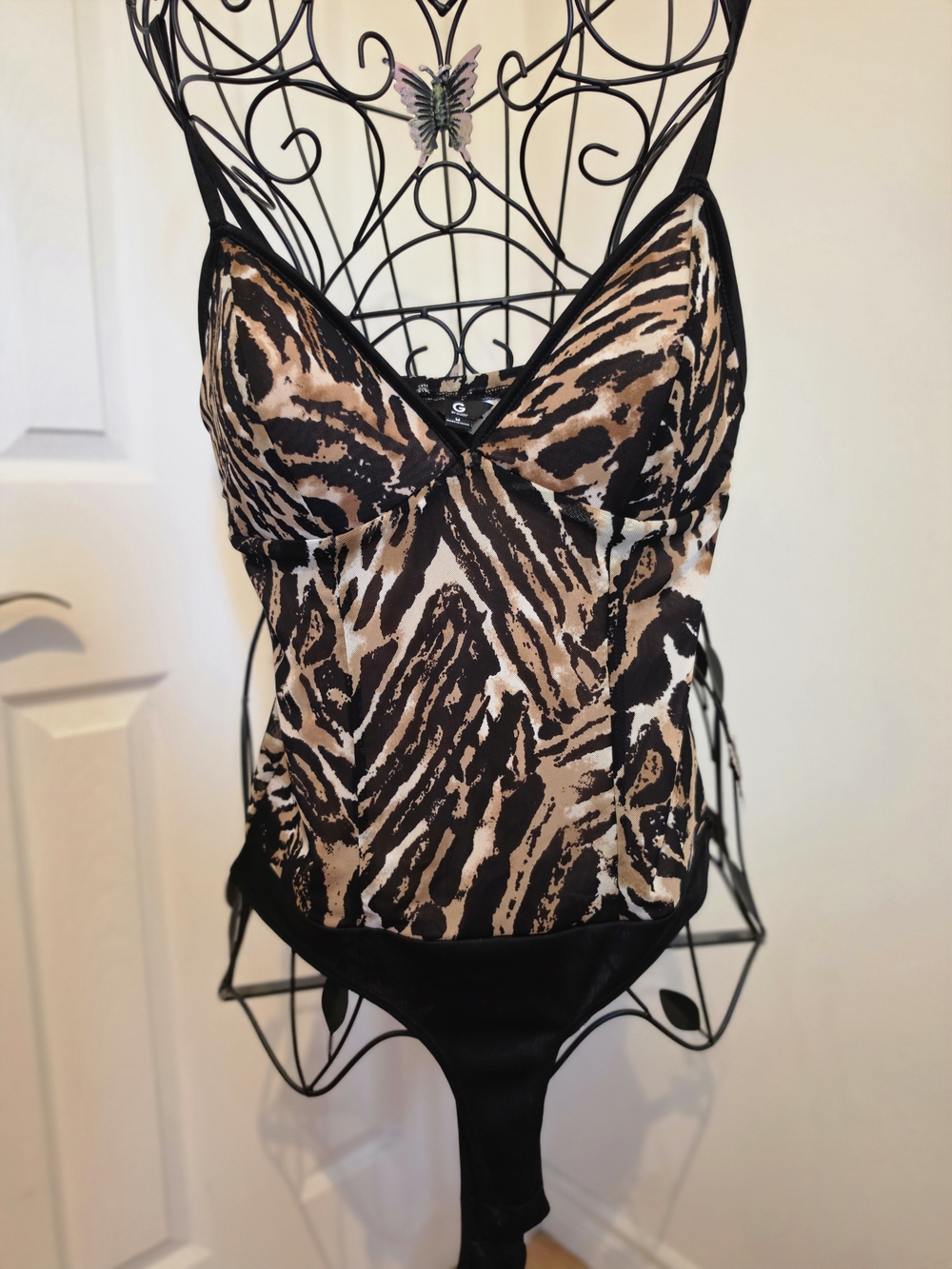 Animal‎ Print bodysuit